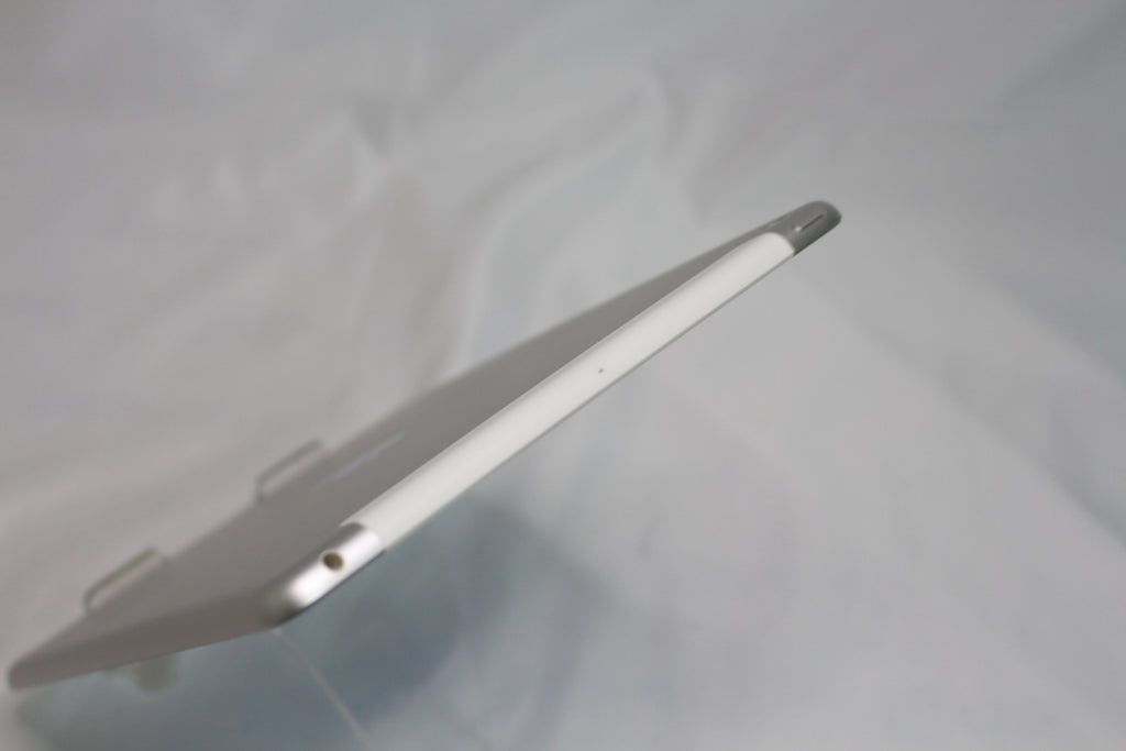 Apple iPad6 32GB MR6P2J/A