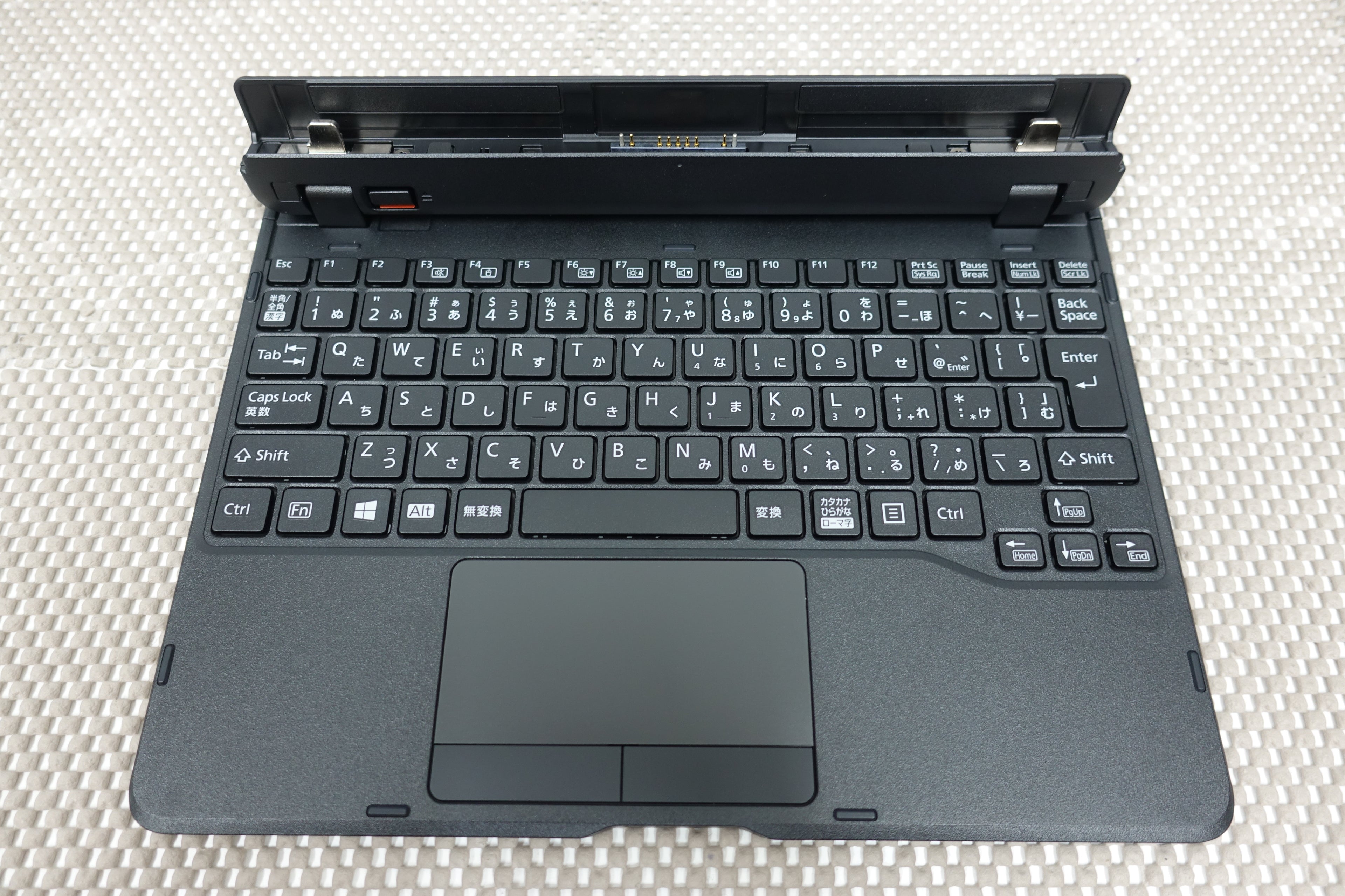 FMVQ03002Z STYLISTIC Q5010/NEG 4GB 128GB