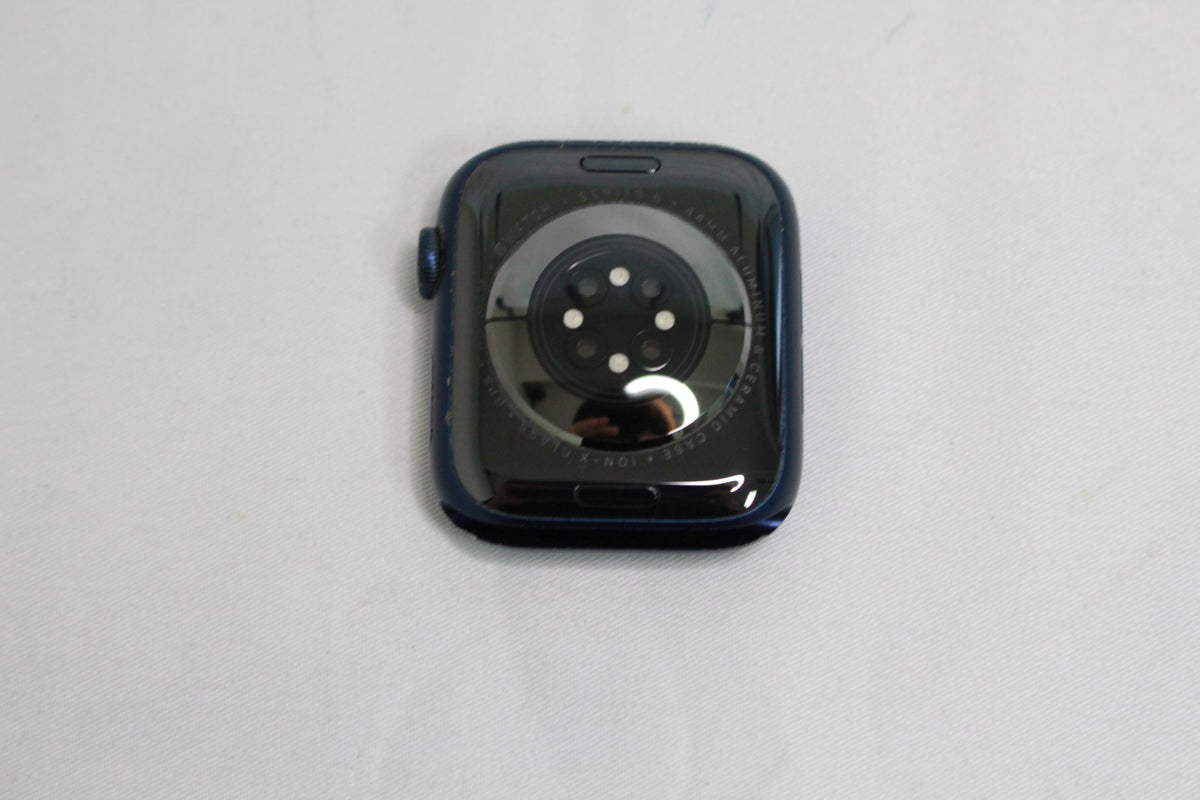 Apple Watch Series 6 GPSモデル 44mm M00J3J/A