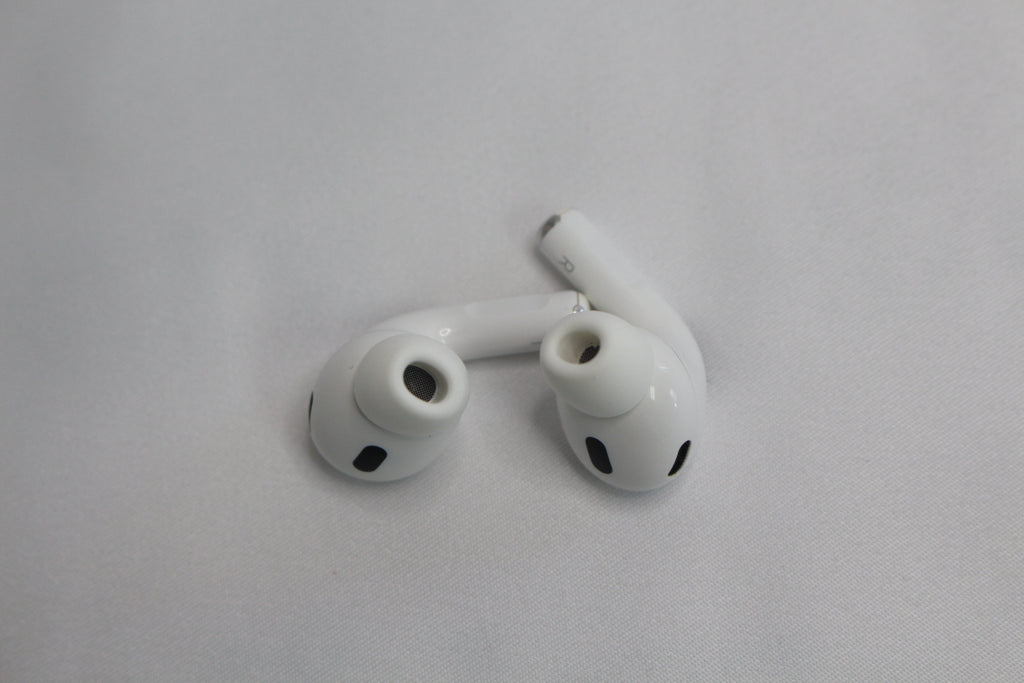 AirPods Pro（第2世代）MagSafe充電ケース対応