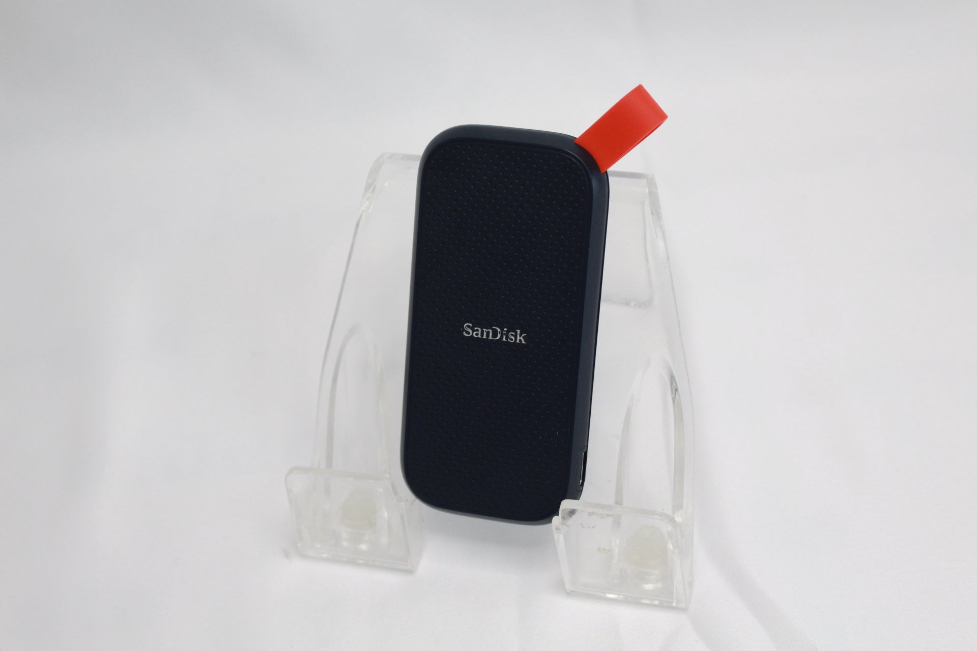 SanDisk  SDSSDE30-1T00-J27 ポータブルSSD 1TB