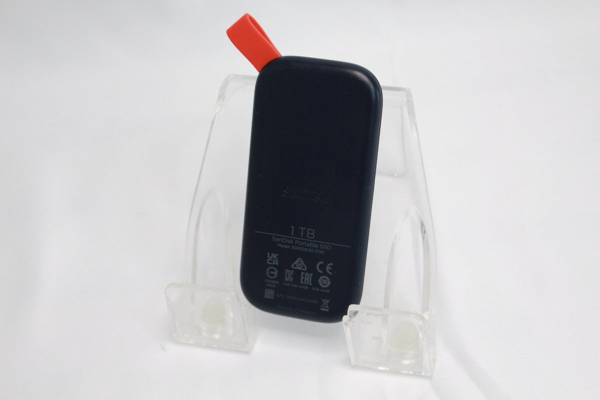 SanDisk  SDSSDE30-1T00-J27 ポータブルSSD 1TB