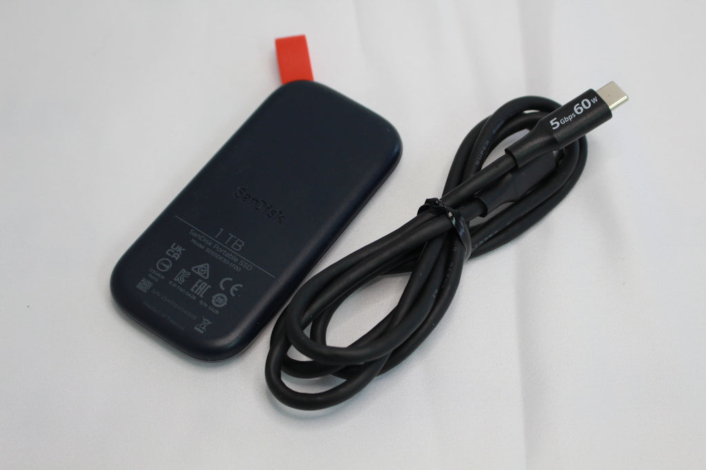 SanDisk  SDSSDE30-1T00-J27 ポータブルSSD 1TB