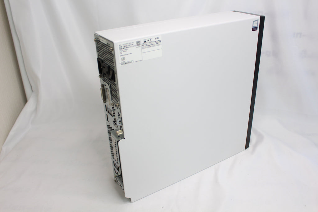 FUJITSU FMV ESPRIMO D587/RX FMVD30019P
