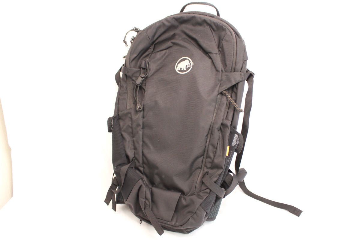 MAMMUT Lithium 15 2530-00301 black 15L