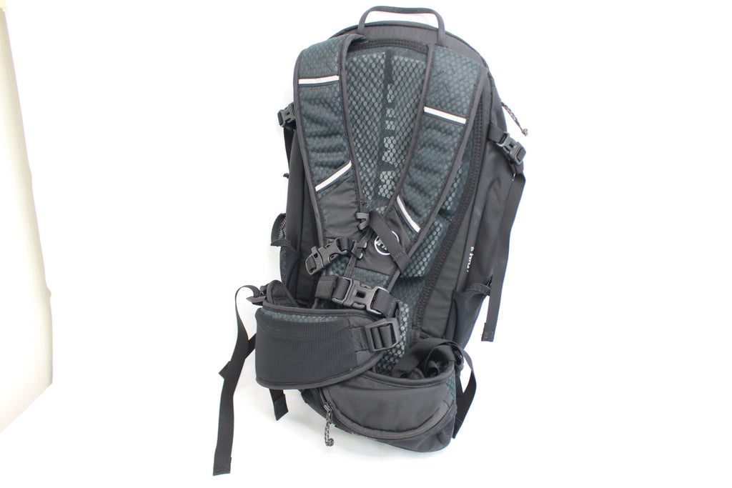 MAMMUT Lithium 15 2530-00301 black 15L
