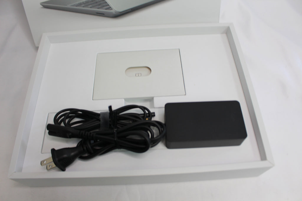 Microsoft Surface Laptop Go2