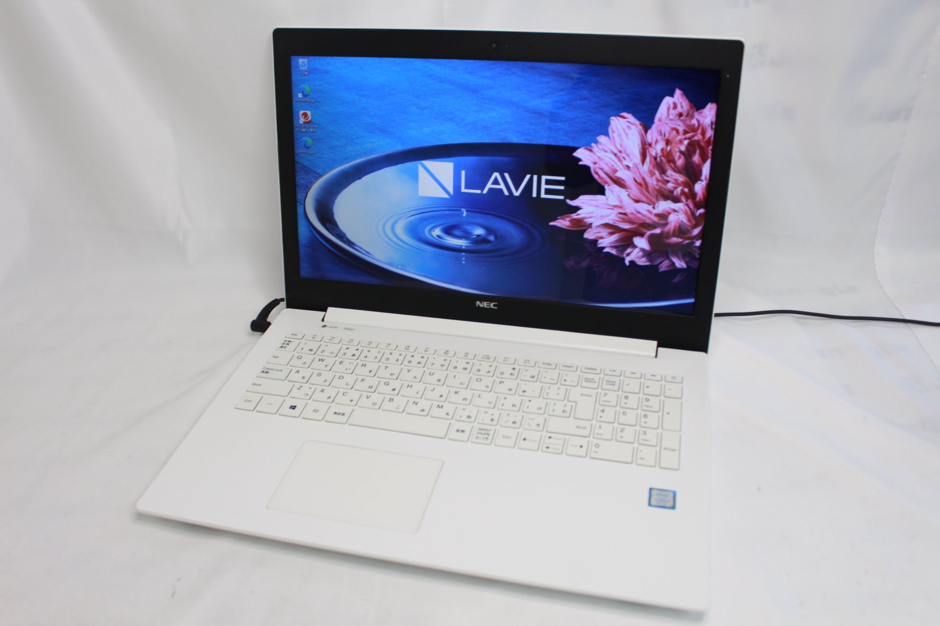 NEC LAVIE Smart NS PC-SN187