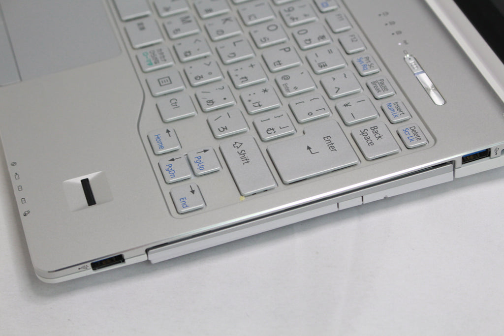 FUJITSU FMV LIFEBOOK SH90/B1 FMVS9B1W06