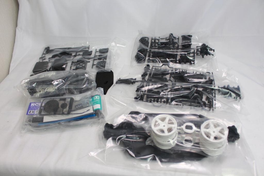 タミヤ 1/10 電動RC組立キット TT-02 TYPE-SRX シャーシキット【58720】