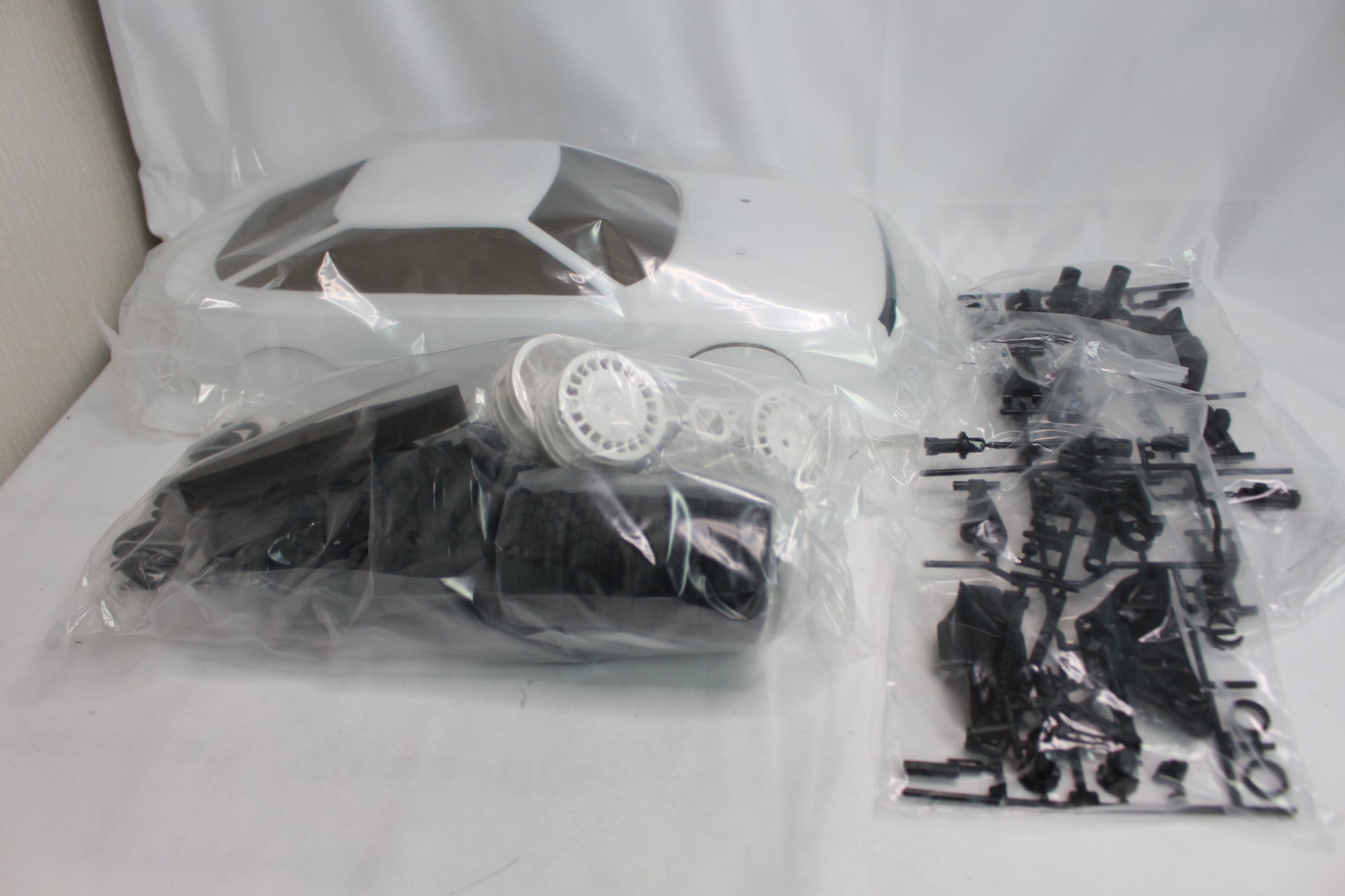 タミヤ 1/10 電動RCカー トヨタ セリカ GT-FOUR ST165 TT-02シャーシ