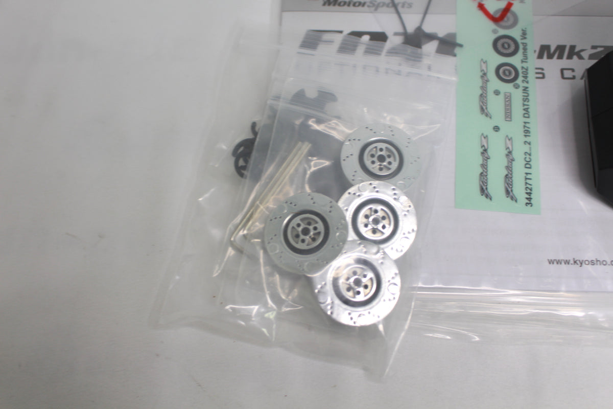 京商 1/10 EP 4WD フェーザーMk2 FZ02 1971 ダットサン 240Z チューンド・バージョン ホワイト 34427T1