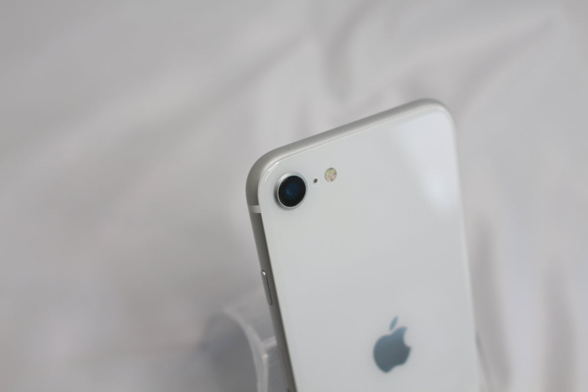 Apple iPhoneSE2 64GB MHGQ3J/A