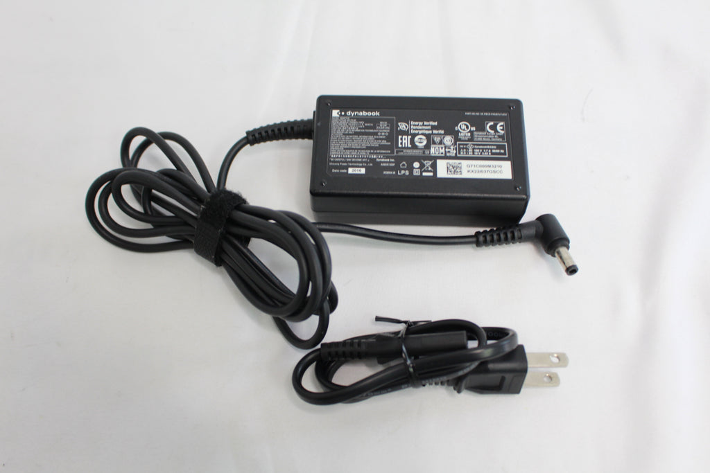 dynabook T7 P3-T7RS-BW