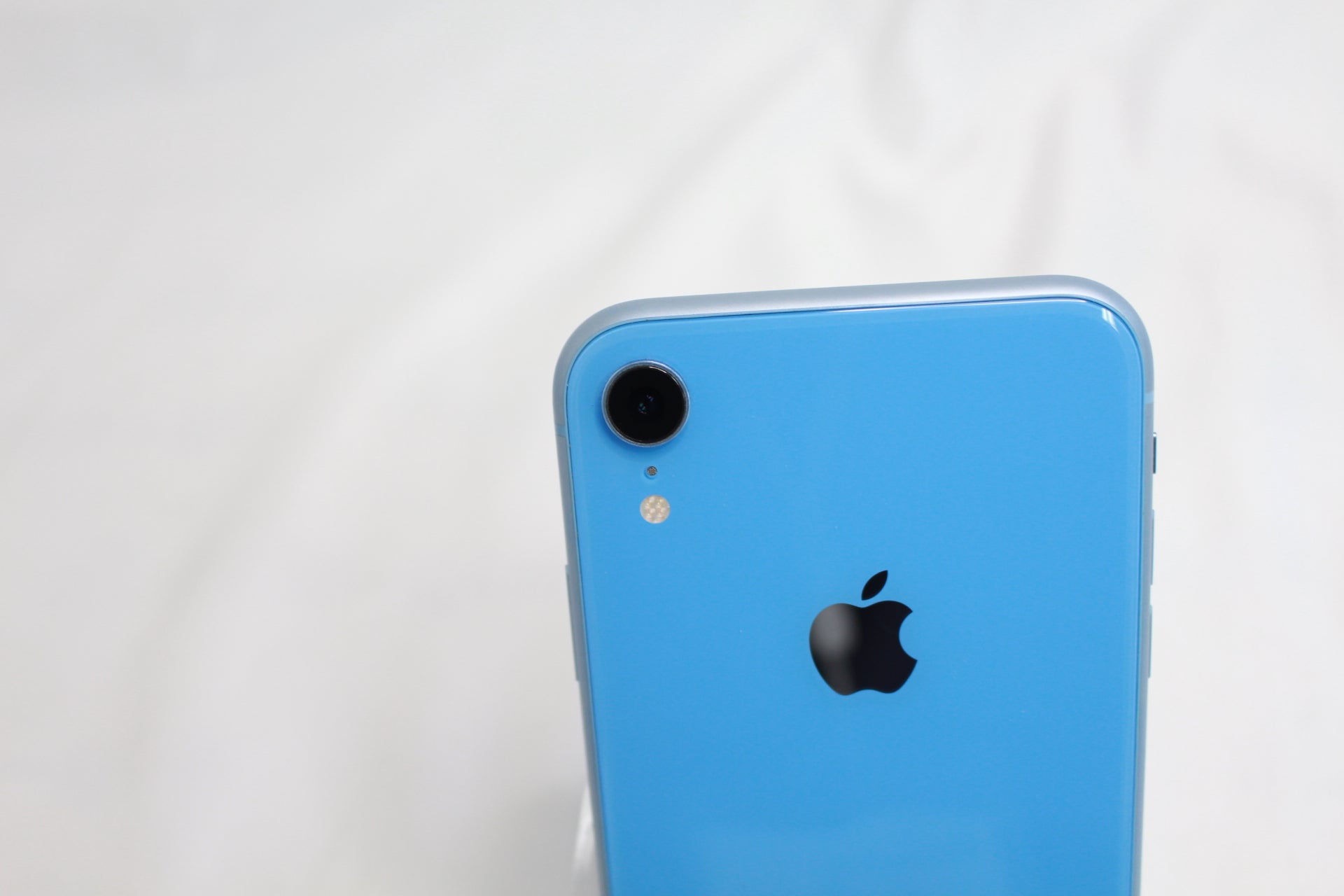 Apple iPhone XR 128GB MT0U2J/A