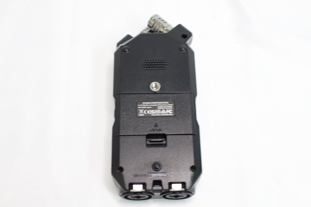 ZOOM  H4essential Handy Recorder