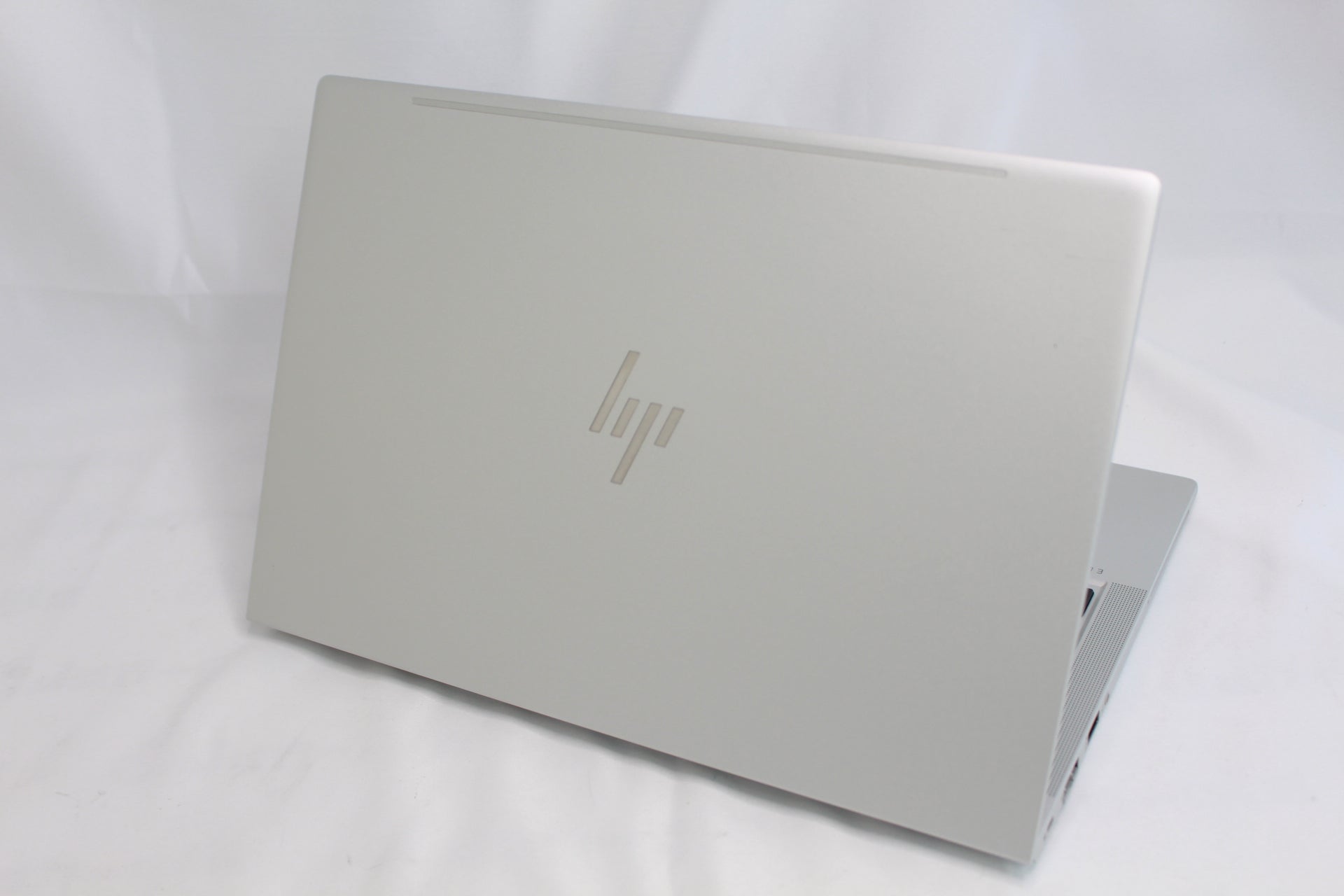 HP EliteBook630 G10