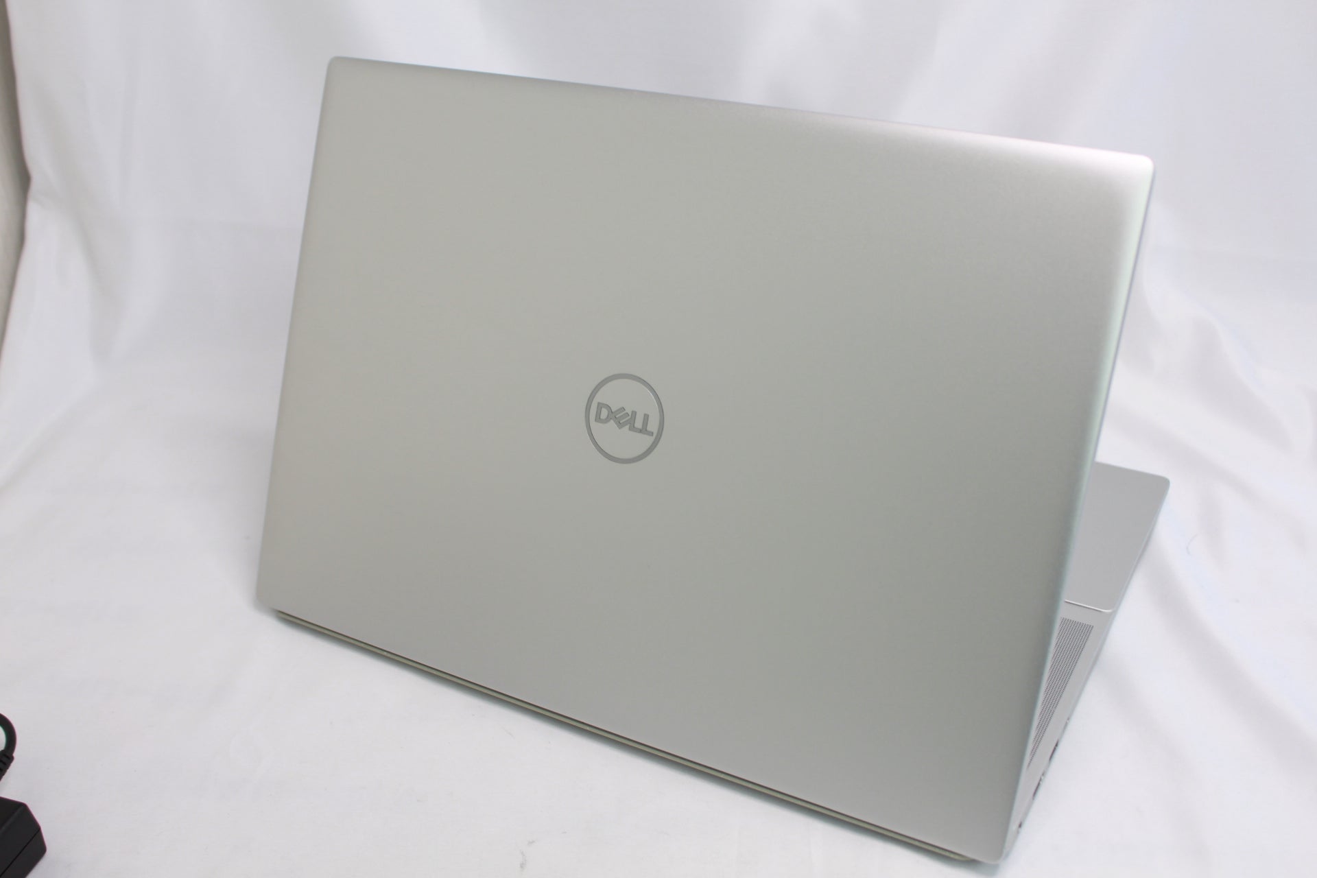 DELL INSPIRON16 5625