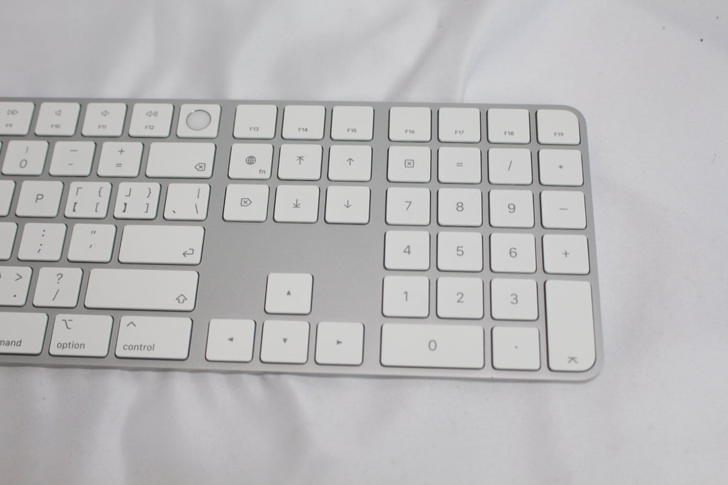 Apple Magic Keyboard テンキー付き (JIS) MXK73J/A