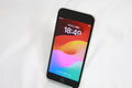 Apple iPhoneSE3 64GB MMYD3J/A