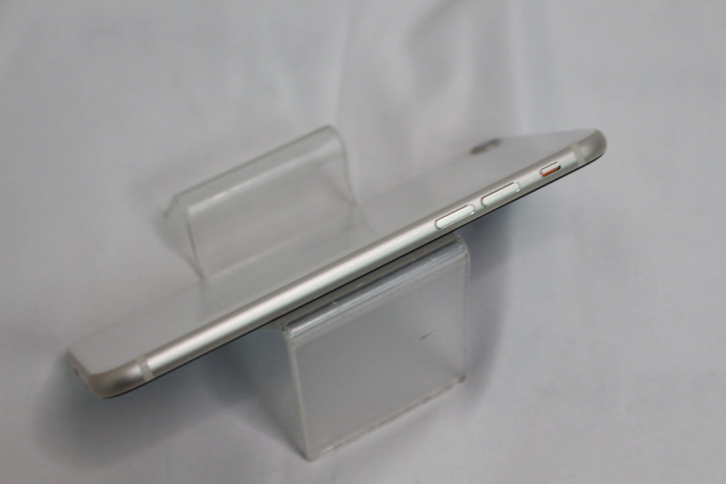 Apple iPhoneSE3 64GB MMYD3J/A