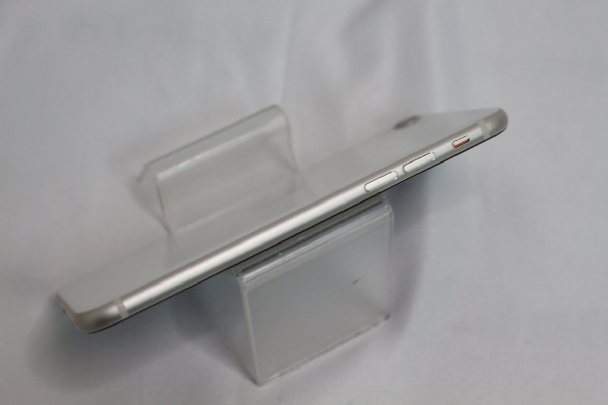 Apple iPhoneSE3 64GB MMYD3J/A