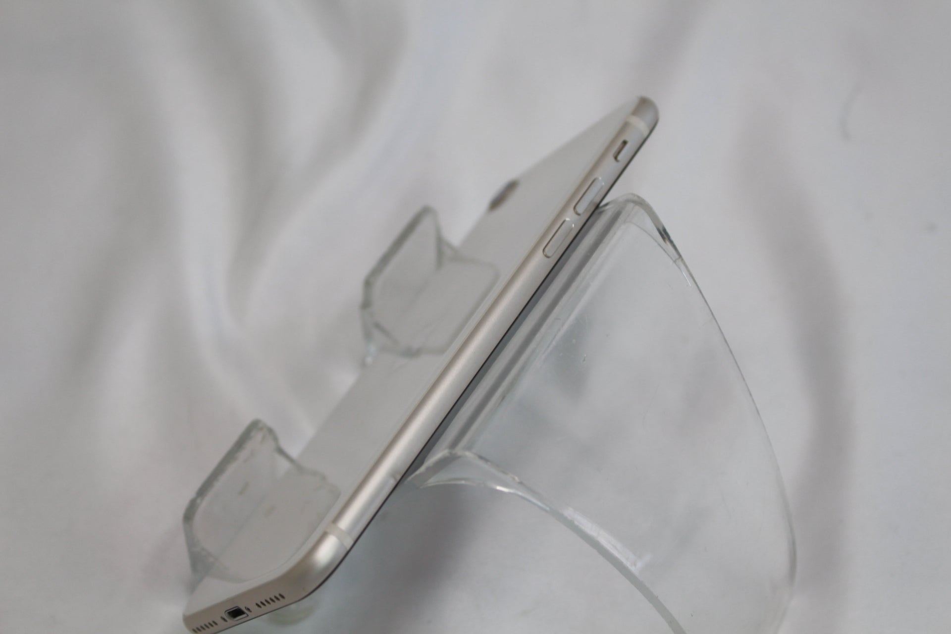 Apple iPhone SE 3 64GB MMYD3J/A
