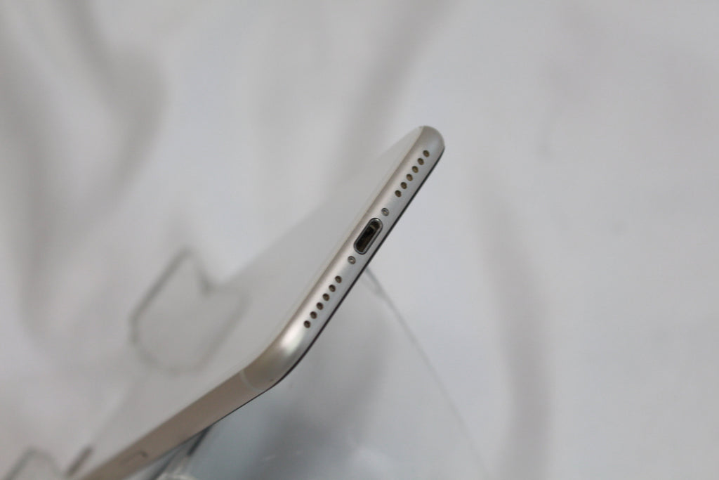 Apple iPhone SE 3 64GB MMYD3J/A