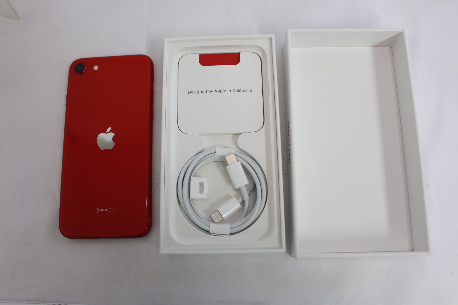Apple iPhoneSE2 64GB MHGR3J/A