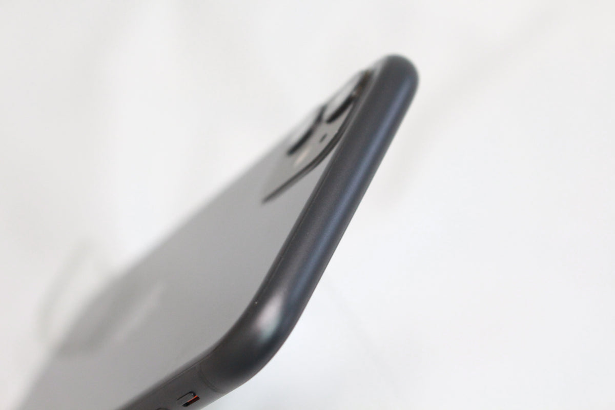 Apple iPhone 11 256GB MWM72J/A