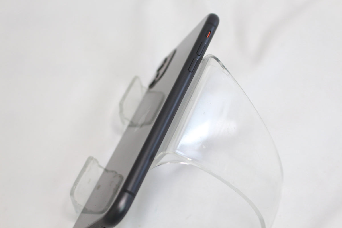 Apple iPhone 11 256GB MWM72J/A