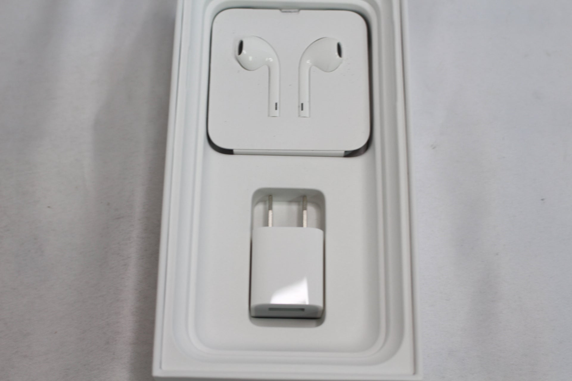 Apple iPhone 11 256GB MWM72J/A