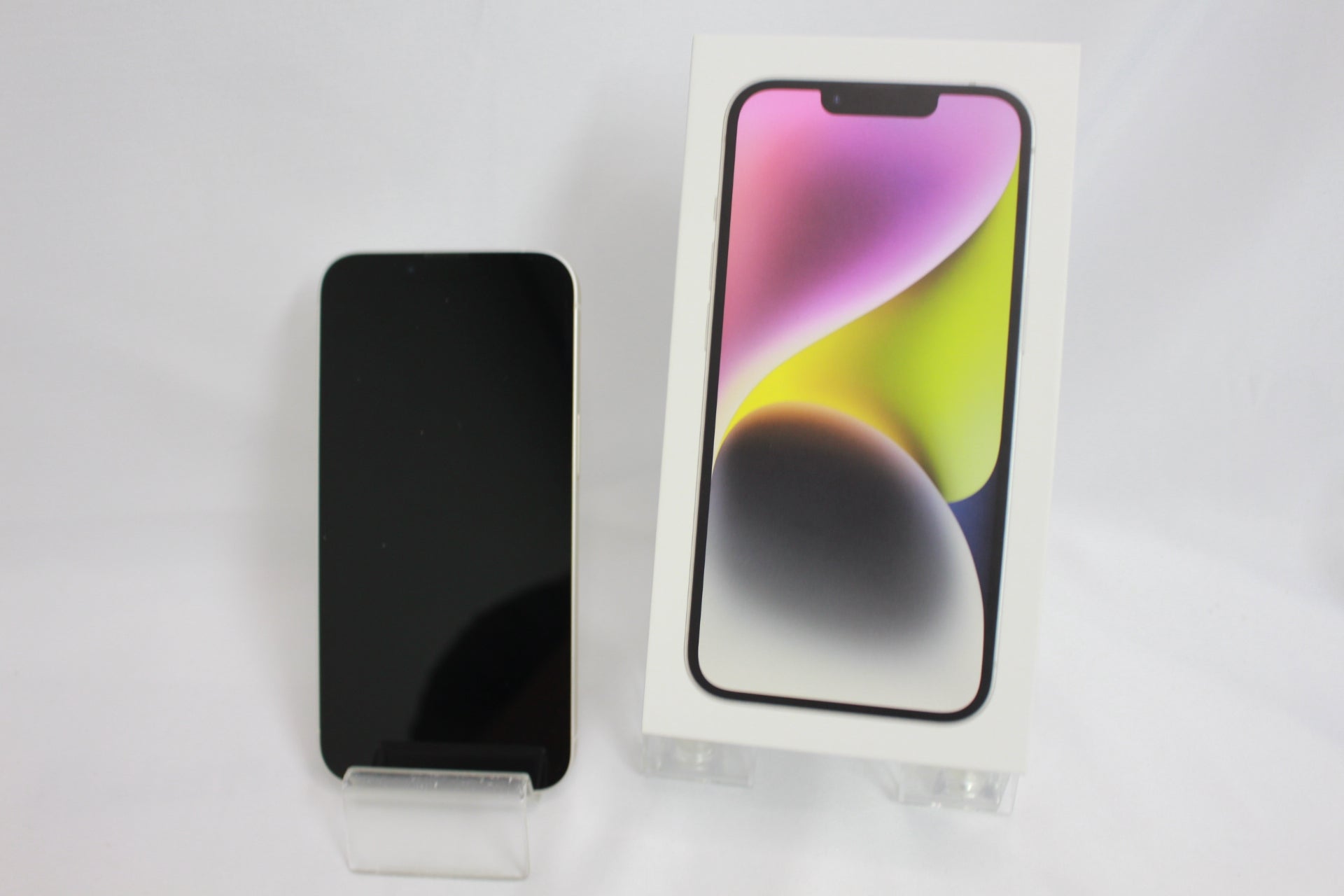 Apple iPhone 14 128GB MPUQ3J/A
