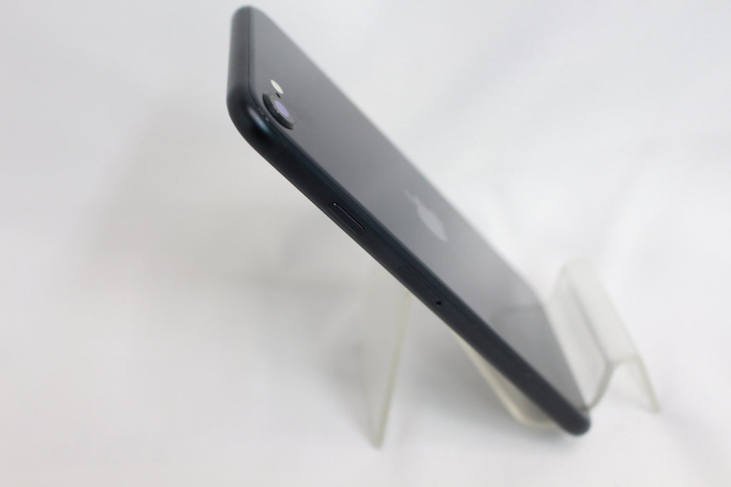 Apple iPhoneSE3 128GB MMYF3J/A