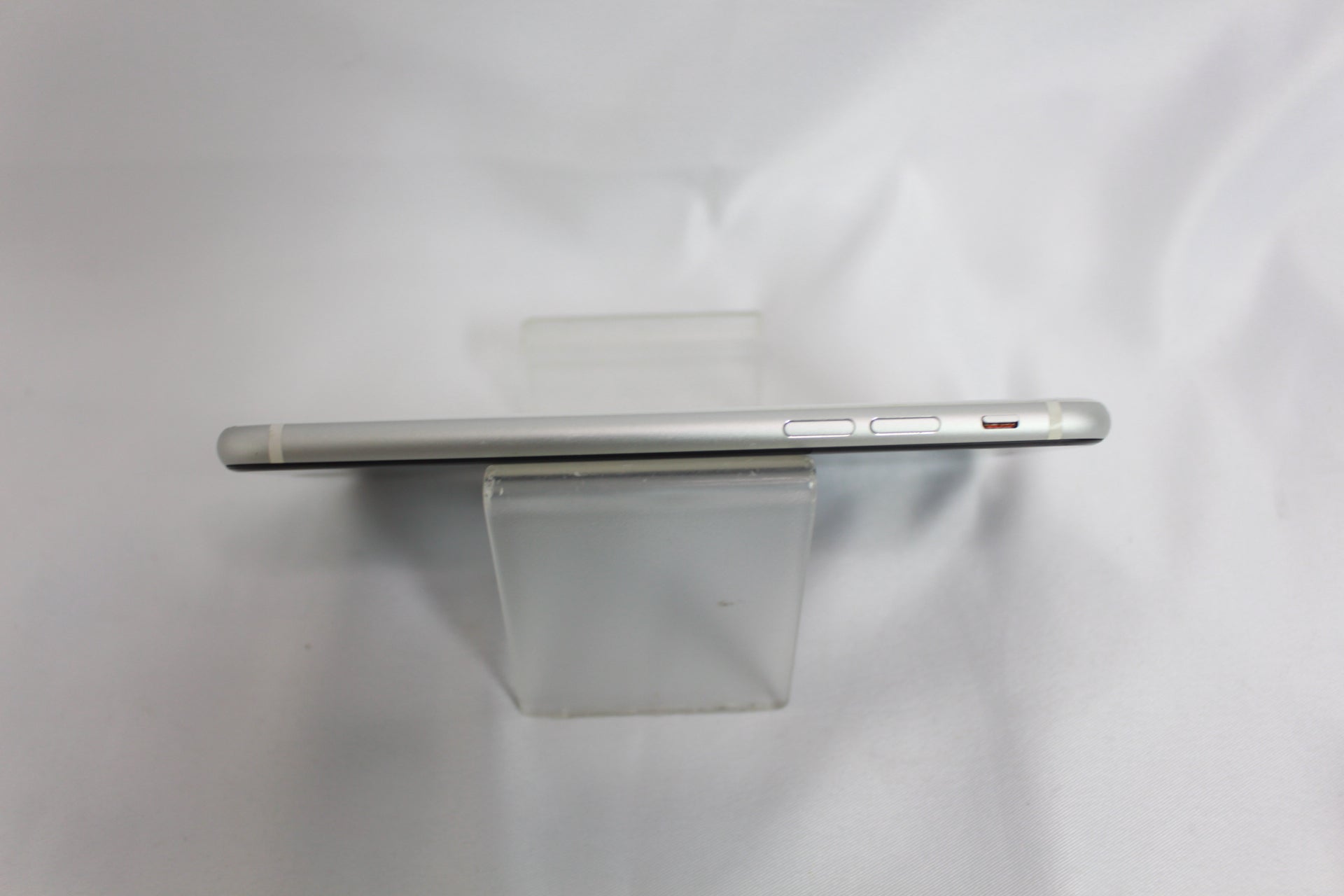 Apple iPhoneSE2 128GB MXD12J/A