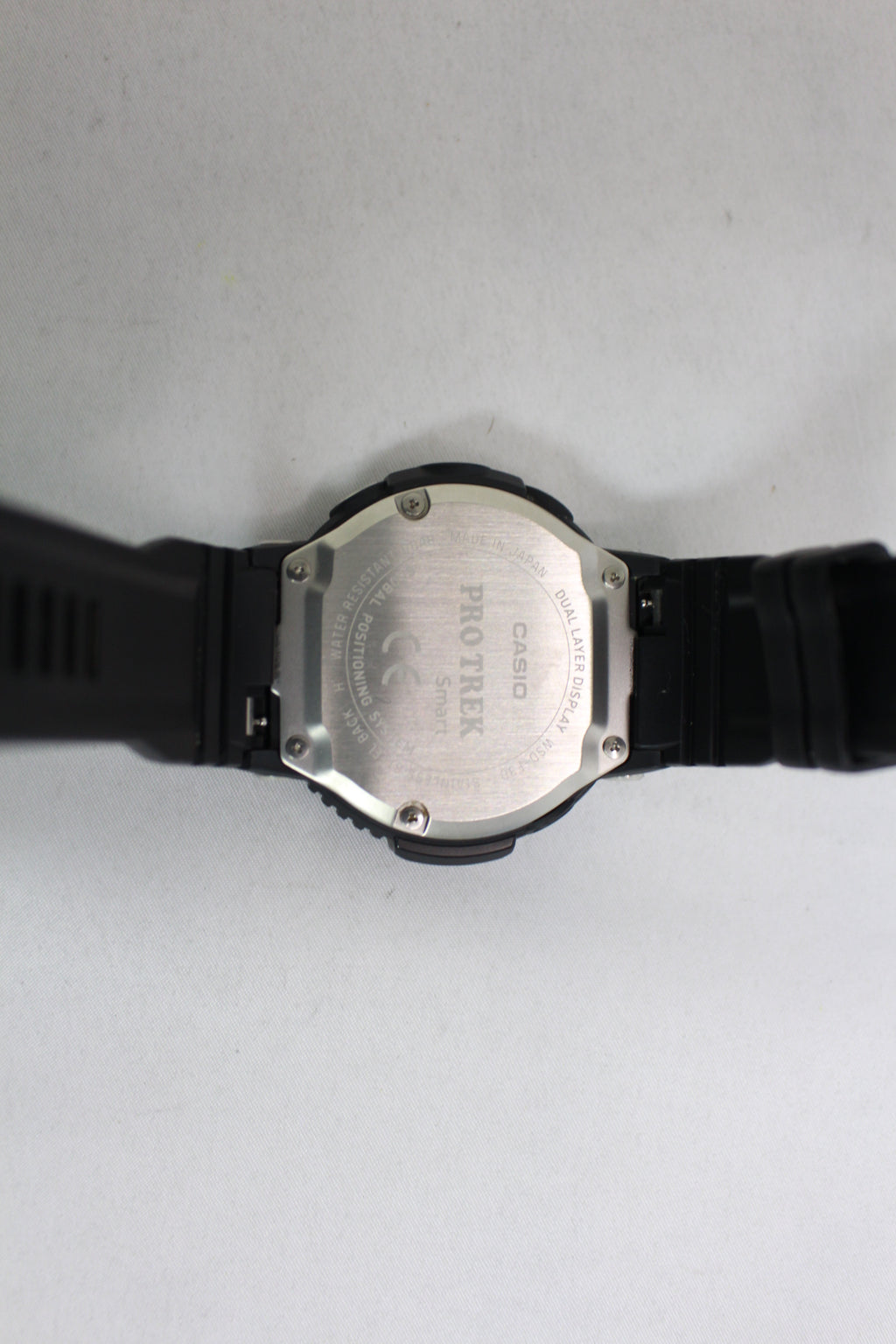 カシオ PRO TREK Smart
