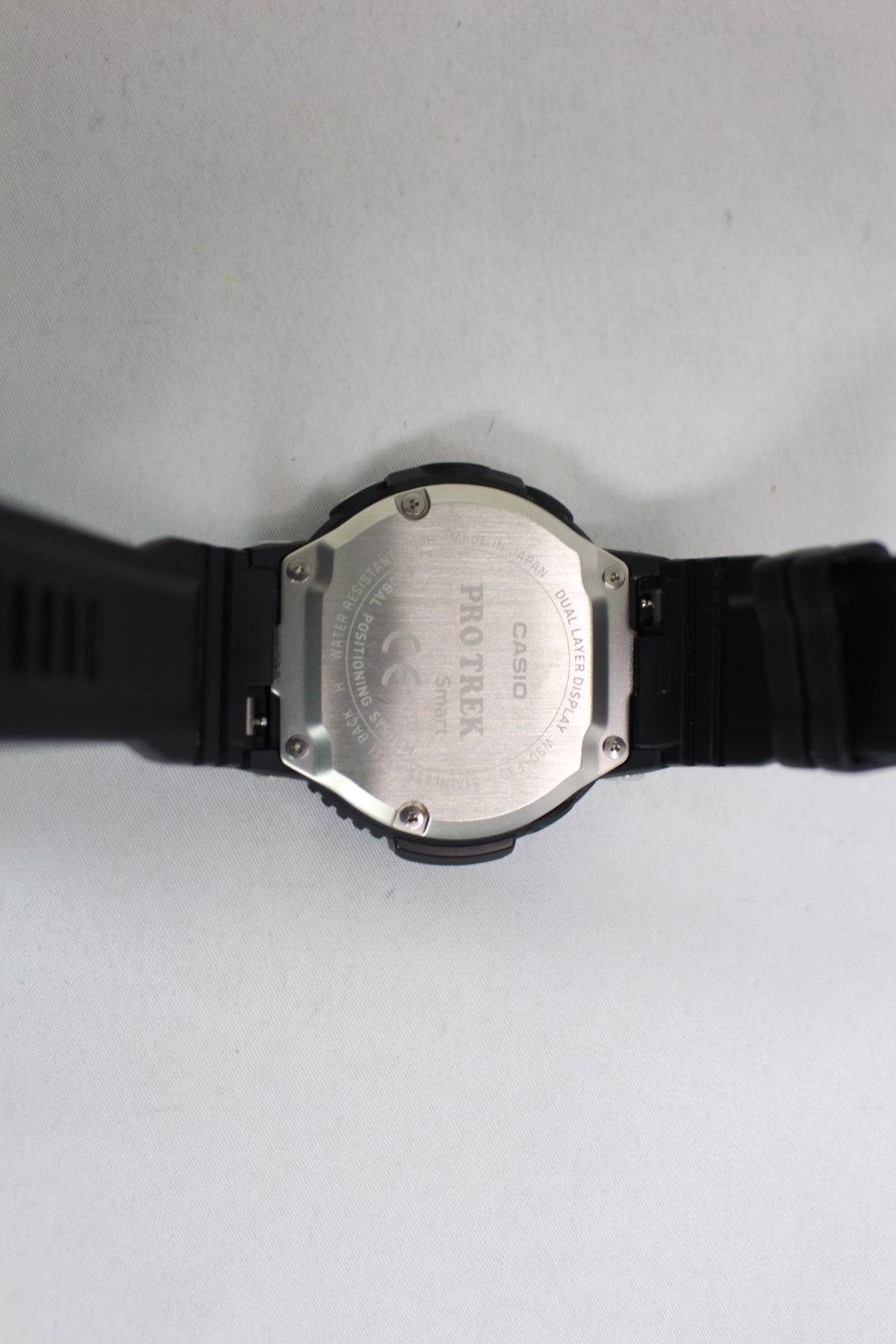 カシオ PRO TREK Smart