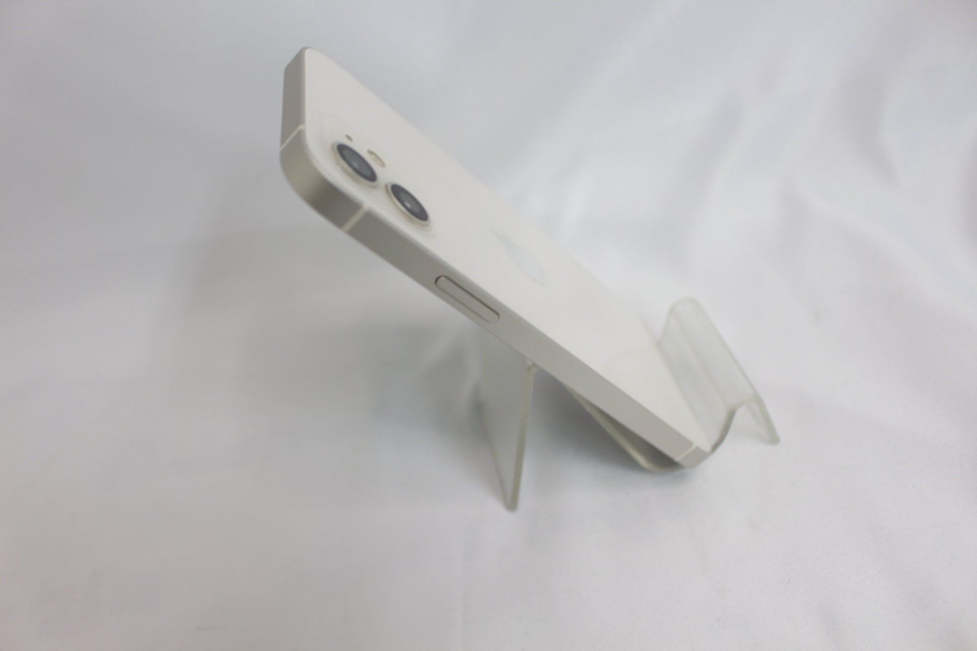 Apple iPhone12 64GB MGHP3J/A