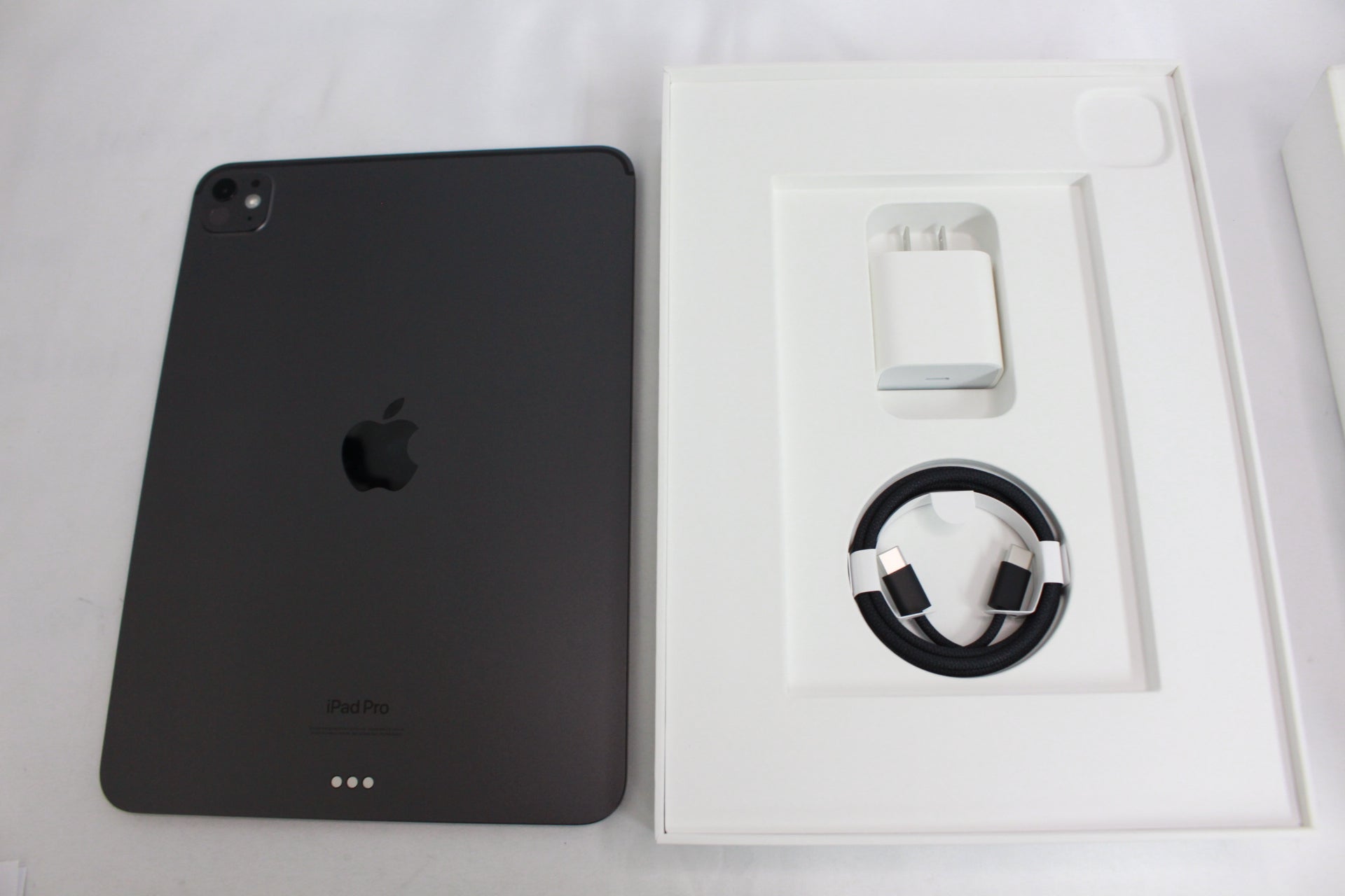 Apple iPad Pro 11-inch (M4)  256GB MVV83J/A