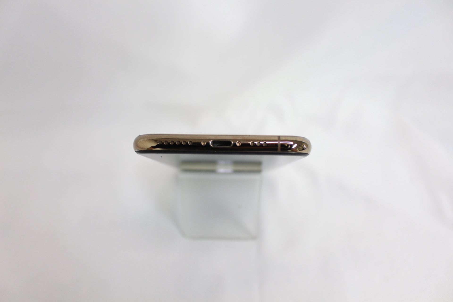 Apple iPhoneXS 64GB MTAY2J/A