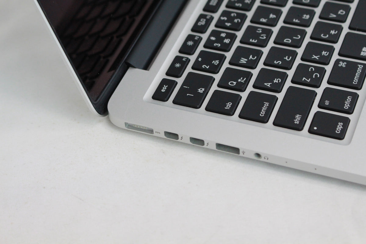Apple MF840J/A Macbook Pro
