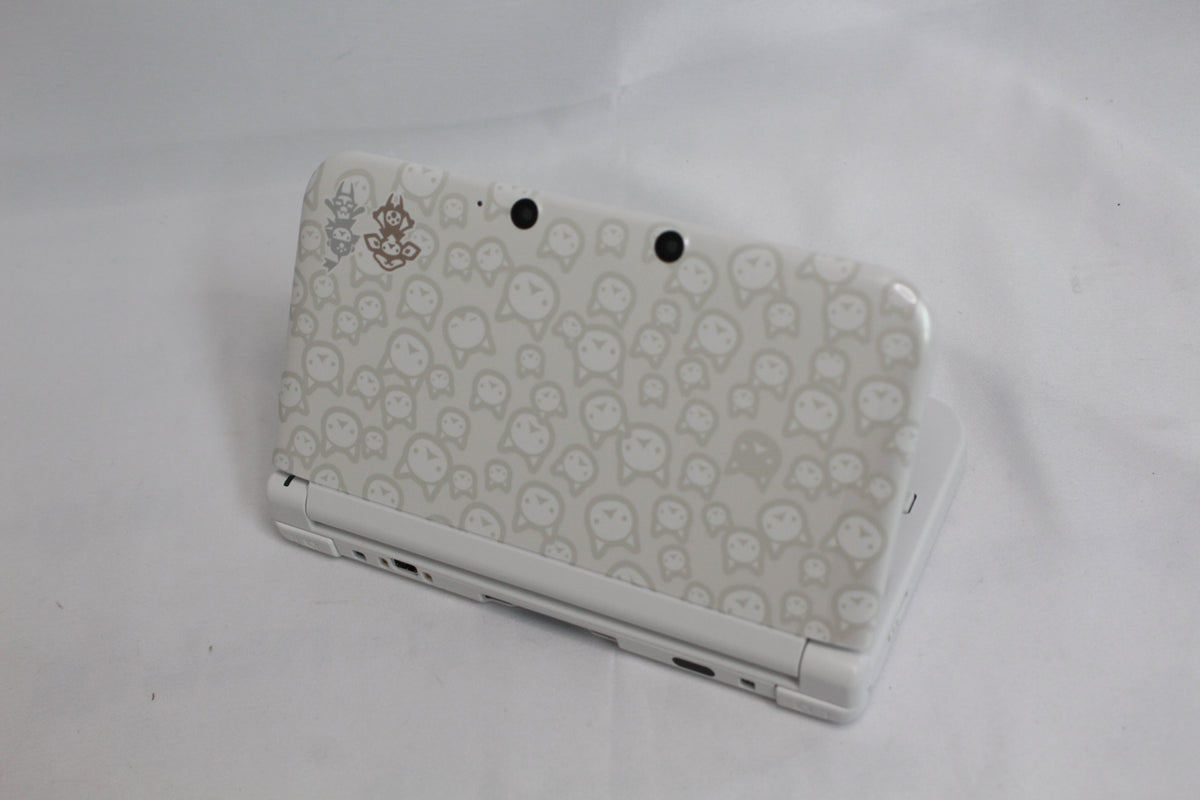 ニンテンドー3DS LL モンスターハンター4 スペシャルパック アイルーホワイト SPR-001