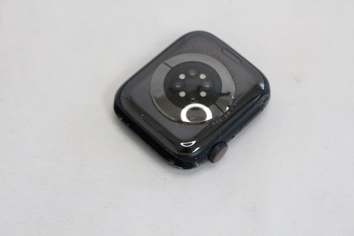 Apple Watch Series 8 GPS+Cellularモデル 45mm MNK43J/A