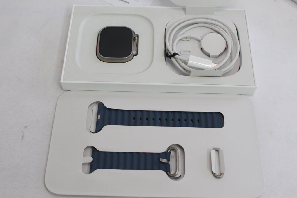 Apple Watch Ultra 3 GPS＋Cellularモデル 49mm MEWH4J/A