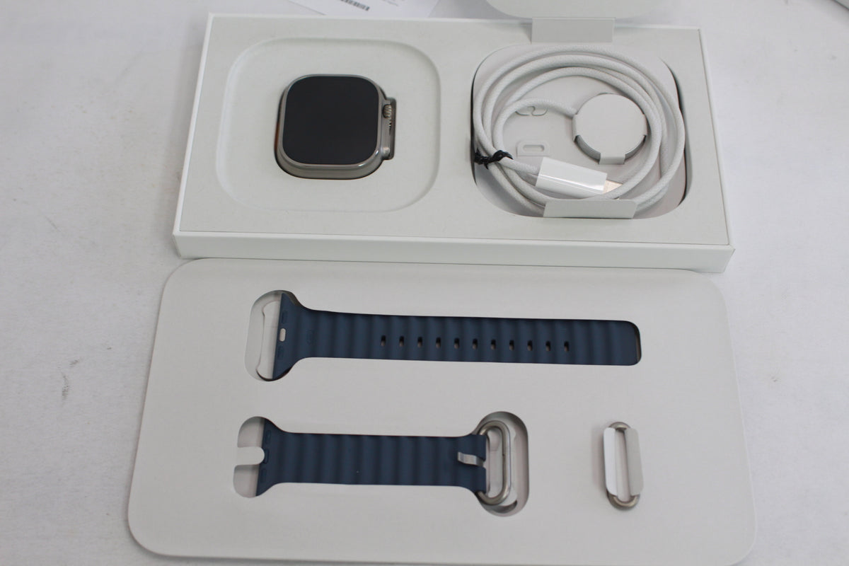 Apple Watch Ultra 3 GPS＋Cellularモデル 49mm MEWH4J/A