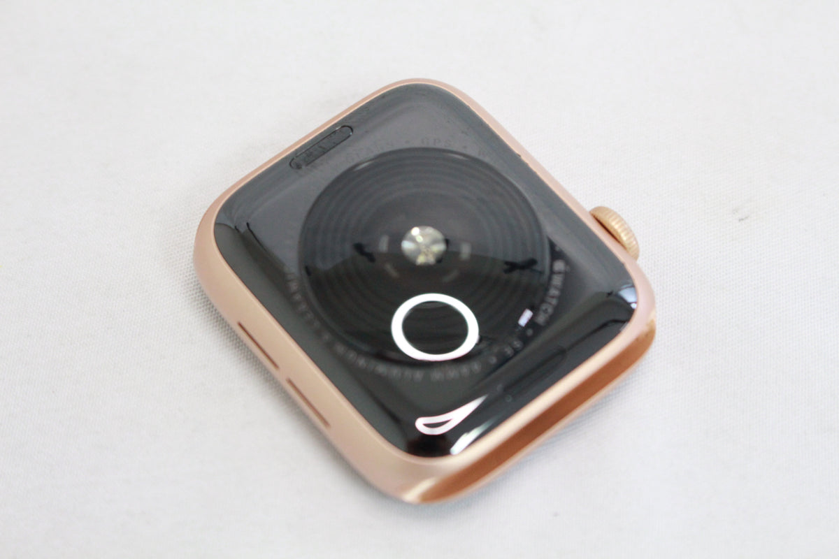 Apple Watch SE GPSモデル 44mm MKQ53J/A