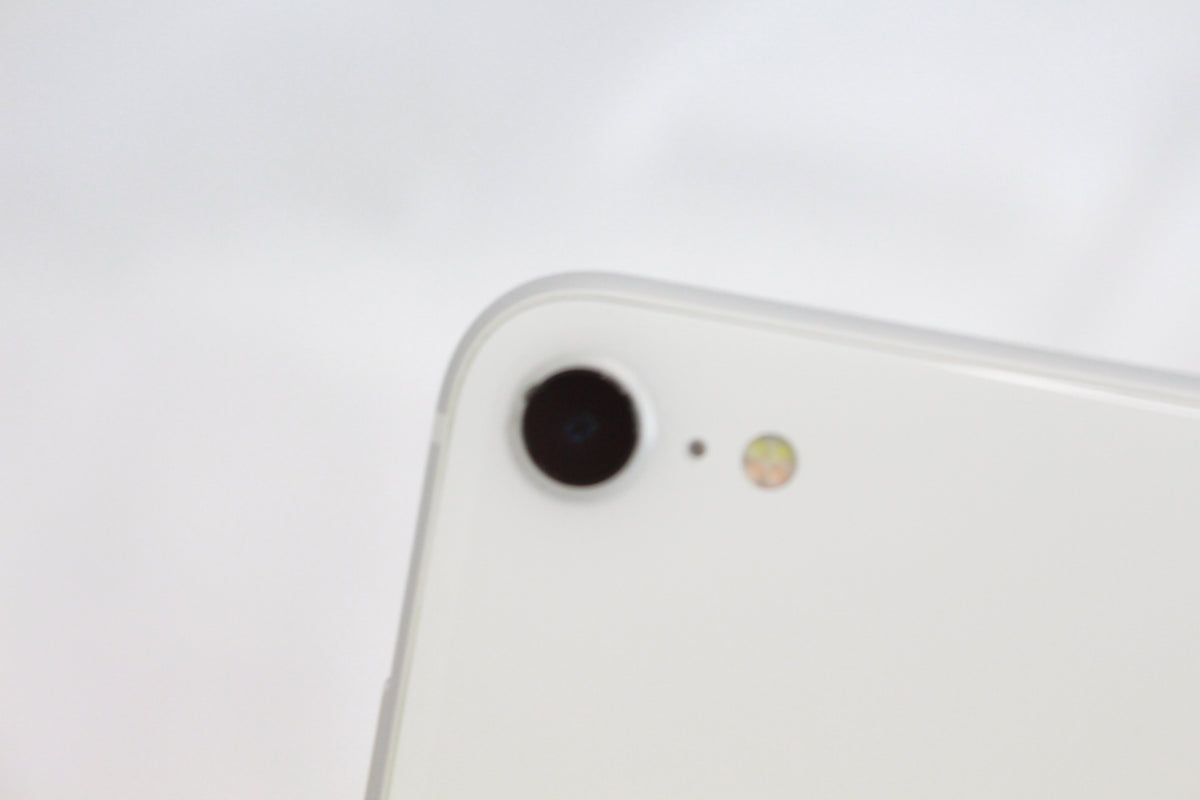 Apple iPhone SE（第2世代） 64GB MHGQ3J/A