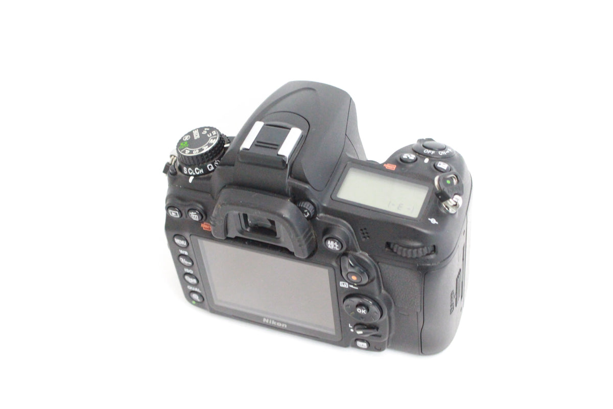 Nikon デジタル一眼レフカメラ D7000 ボディ
