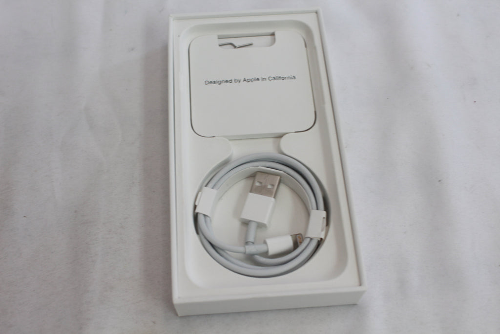 Apple iPhone SE（第3世代） 64GB MMYC3J/A