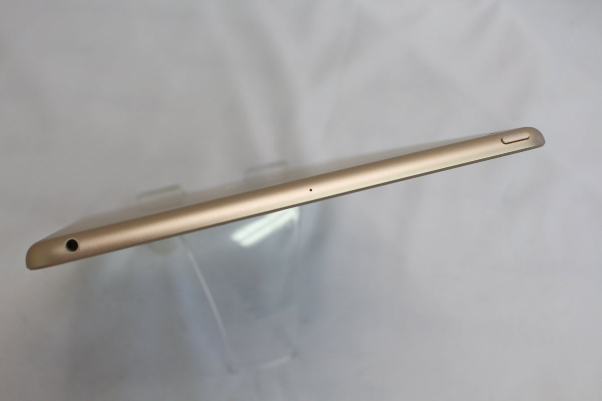 Apple iPad（第5世代/2017） 128GB MPGW2J/A
